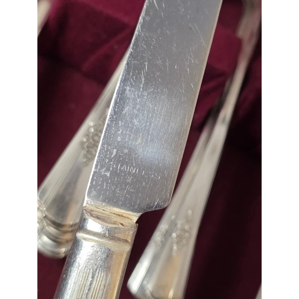 Wm Rogers & Son this vintage